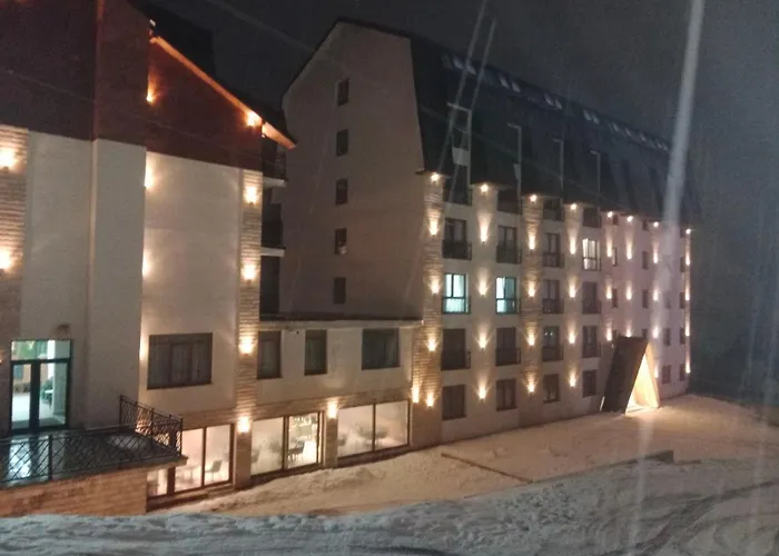 Simona President Kop 아파트 *